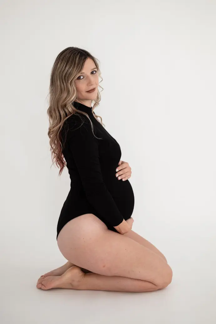Babybauchfotograf Haßfurt Schweinfurt Bamberg Babybauchfoto Maternityshoot Maternityphotography Familienfotografin Haßfurt Schweinfurt Gerolzhofen Ebern Eltmann Bamberg Ramona Eller Fotografie mona.fotografiert