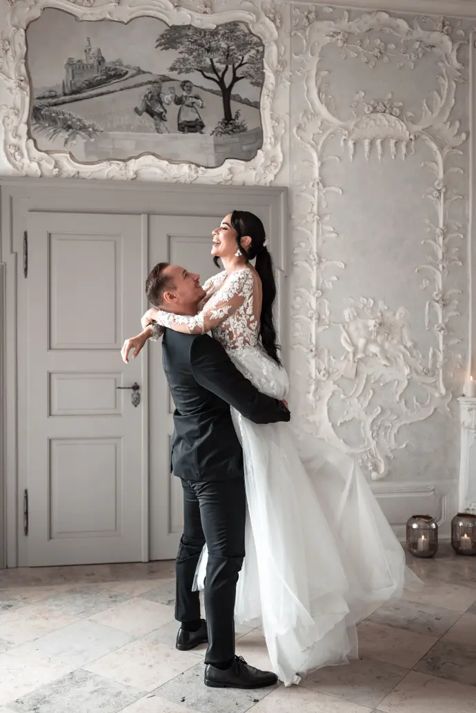 Hochzeitsfotograf Haßfurt Fotograf Haßfurt Ramona Eller mona.fotografiert Hochzeitsfoto Hochzeit Brautpaar Brautpaarfotoshooting Hochzeitsfotograf Haßfurt Schweinfurt Hochzeitsfotograf Bamberg Hochzeitsfotograf Coburg Gerolzhofen Werneck Hochzeitsfotograf Eltmann Burgebrach Burgpreppach Fotografin Ramona Eller 