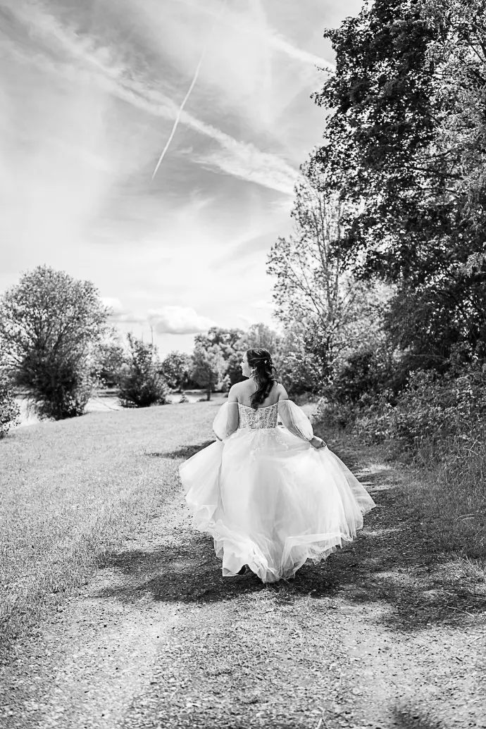 Hochzeitsfotograf Haßfurt Bamberg Schweinfurt Coburg Fotograf Zeil am Main Ebern Hochzeitsfotograf Gerolzhofen Prichsenstadt Werneck Hochzeitsfotograf Schweinfurt Eltmann Ramona Eller Fotografie mona.fotografiert Hochzeit Braut Brautstrauß Haßfurt Königsberg i. Bay. 