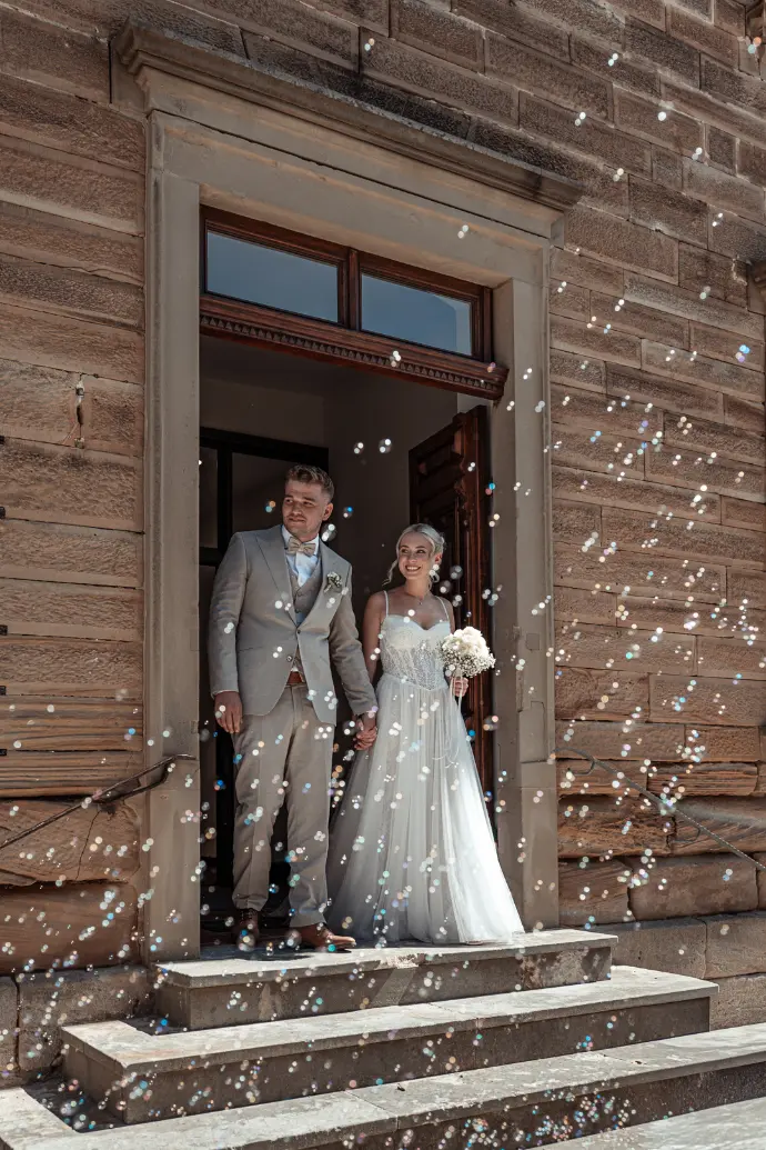 Hochzeitsfotograf Haßfurt Bamberg Schweinfurt Hochzeitsfotograf Coburg Bad Königshofen Eberen Knetzgau Eltmann Fotograf Haßfurt Fotograf Bamberg Fotograf Schweinfurt Werneck Fotograf Eltmann Ebelsbach Fotograf Hochzeit Gerolzhofen Haßfurt Schweinfurt Fotograf Coburg Bamberg Prichsenstadt Wiesentheid Ramona Eller Fotografie mona.fotografiert Familienfotografin Haßfurt