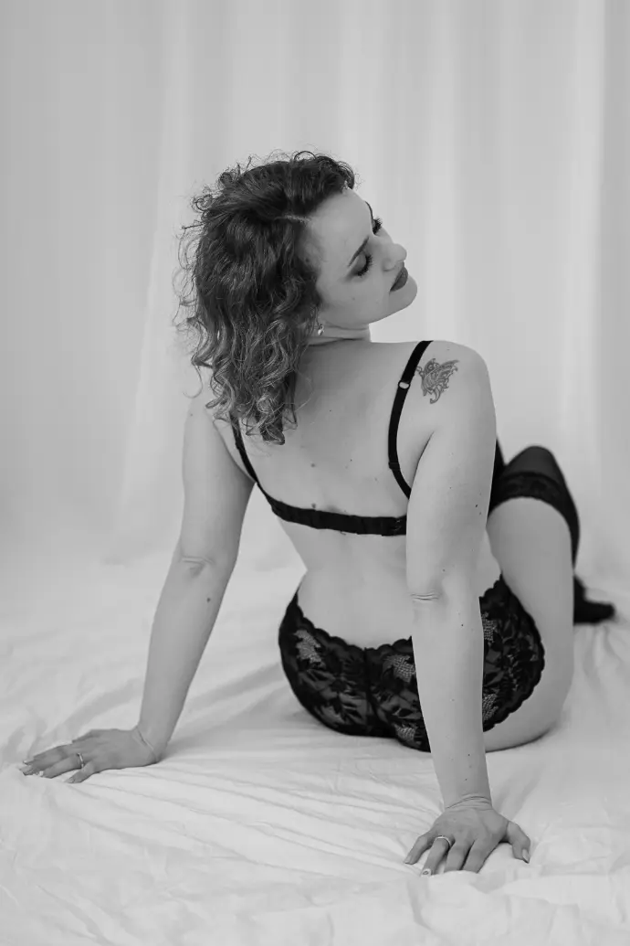 Fotografin Haßfurt Boudoir Fotograf Haßfurt Portraitfotograf Haßfurt Boudoir Haßfurt Schweinfurt Bamberg Ramona Eller Fotografie mona.fotografiert Portraitfotograf Knetzgau Gerolzhofen Ebern 
