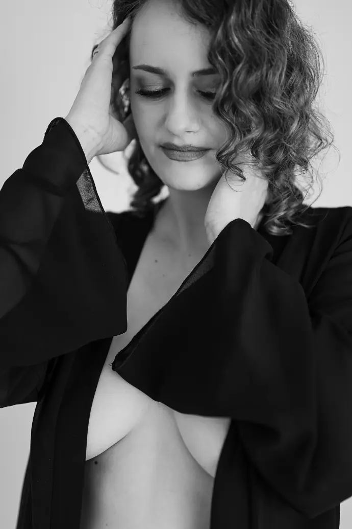 Fotografin Haßfurt Boudoir Fotograf Haßfurt Portraitfotograf Haßfurt Boudoir Haßfurt Schweinfurt Bamberg Ramona Eller Fotografie mona.fotografiert Portraitfotograf Knetzgau Gerolzhofen Ebern 