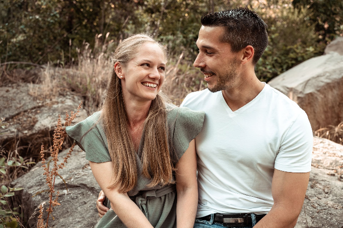 Fotograf Haßfurt Ramona Eller mona.fotografiert Paarfotografie Paarshooting Hochzeitsfotograf Haßfurt Eltmann Bamber Knetzgau Zeil a. Main Schweinfurt Gerolzhofen